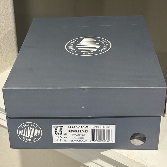Palladium Industrial Shoes Women’s 6.5 Medium REVOLT LO TX Black 97243-010-M NEW - Picture 10 of 10